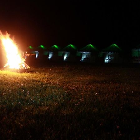 Derra Camp And Resort Jhājra Eksteriør bilde